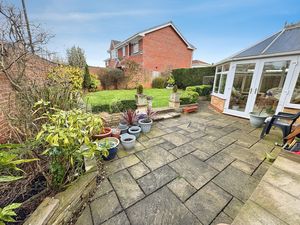 Photo 9- click for photo gallery